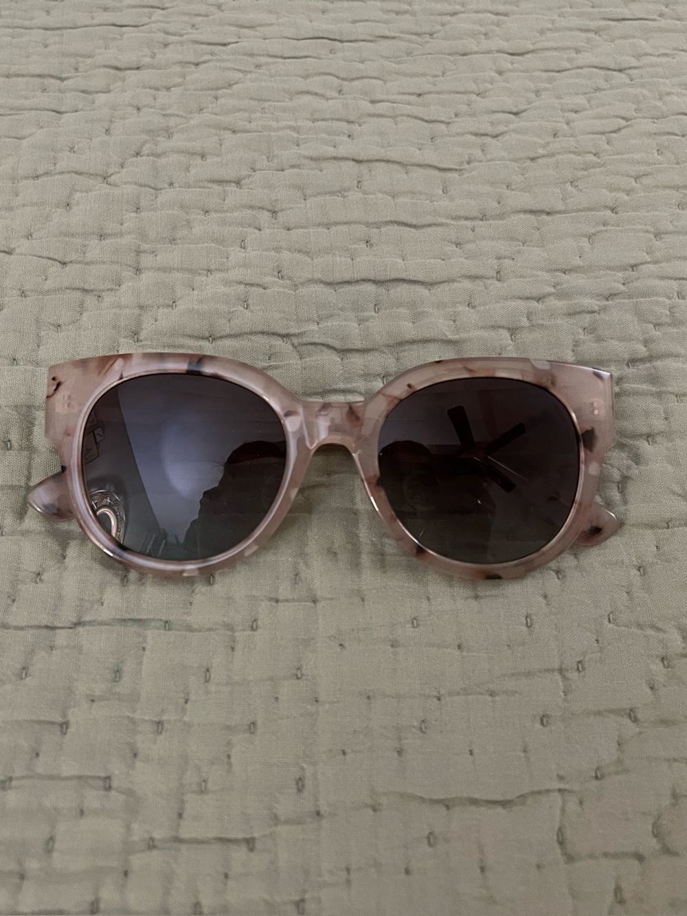 Z Supply Lunch Date Round Tortoiseshell Sunglasses